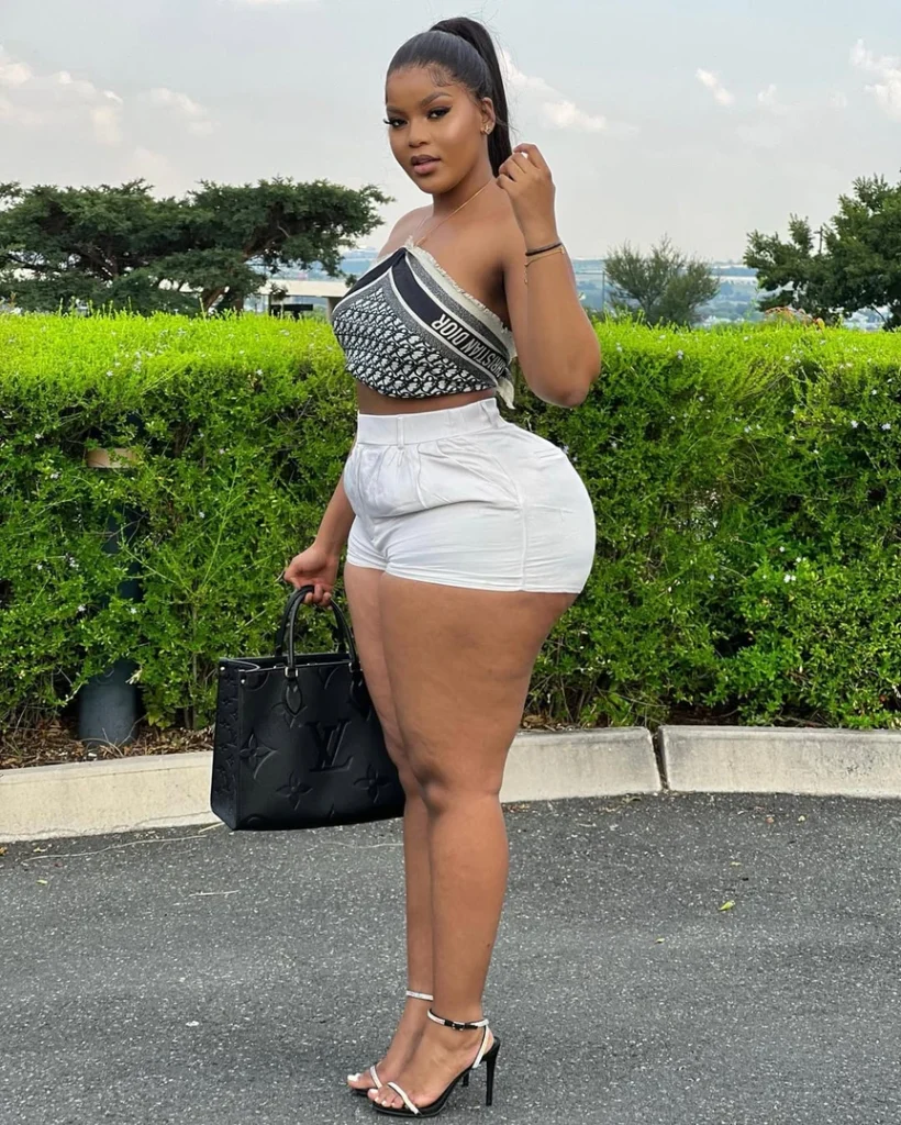 Beverly Tlhako (Littest 2001) Biography, Age, Boyfriend, Career, Net Worth, Instagram