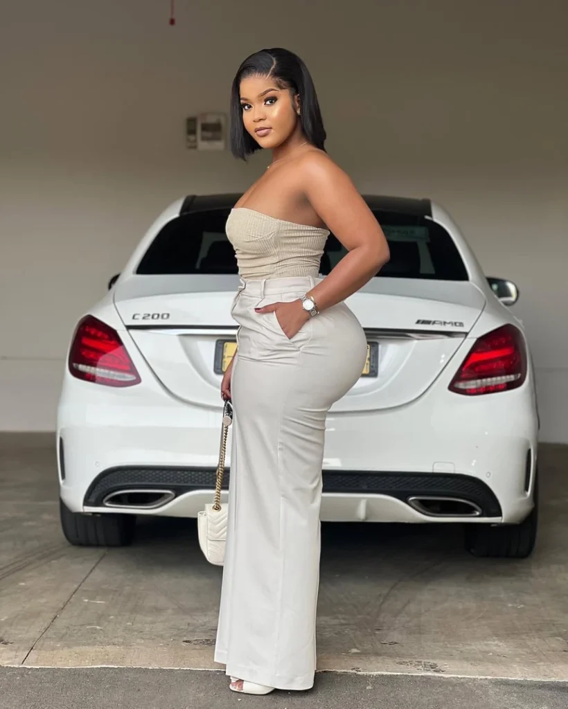 Beverly Tlhako (Littest 2001) Biography, Age, Boyfriend, Career, Net Worth, Instagram