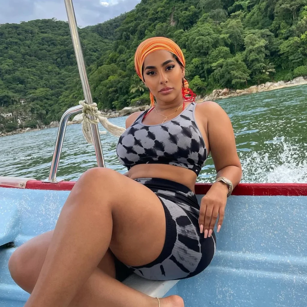 Ayisha Diaz Biography Age, Height, Weight, Family, Career, Net Worth & Instagram