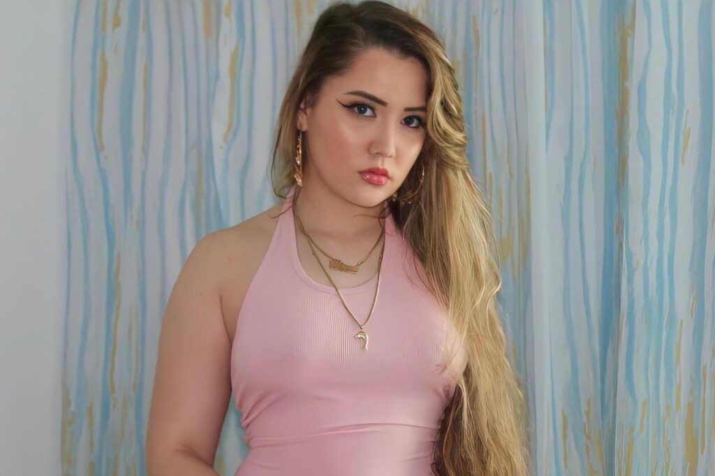 Coco – Bio, Wiki, Facts, Age, Height, Weight, Measurements & Photos | Florida-Based Plus-Size Model