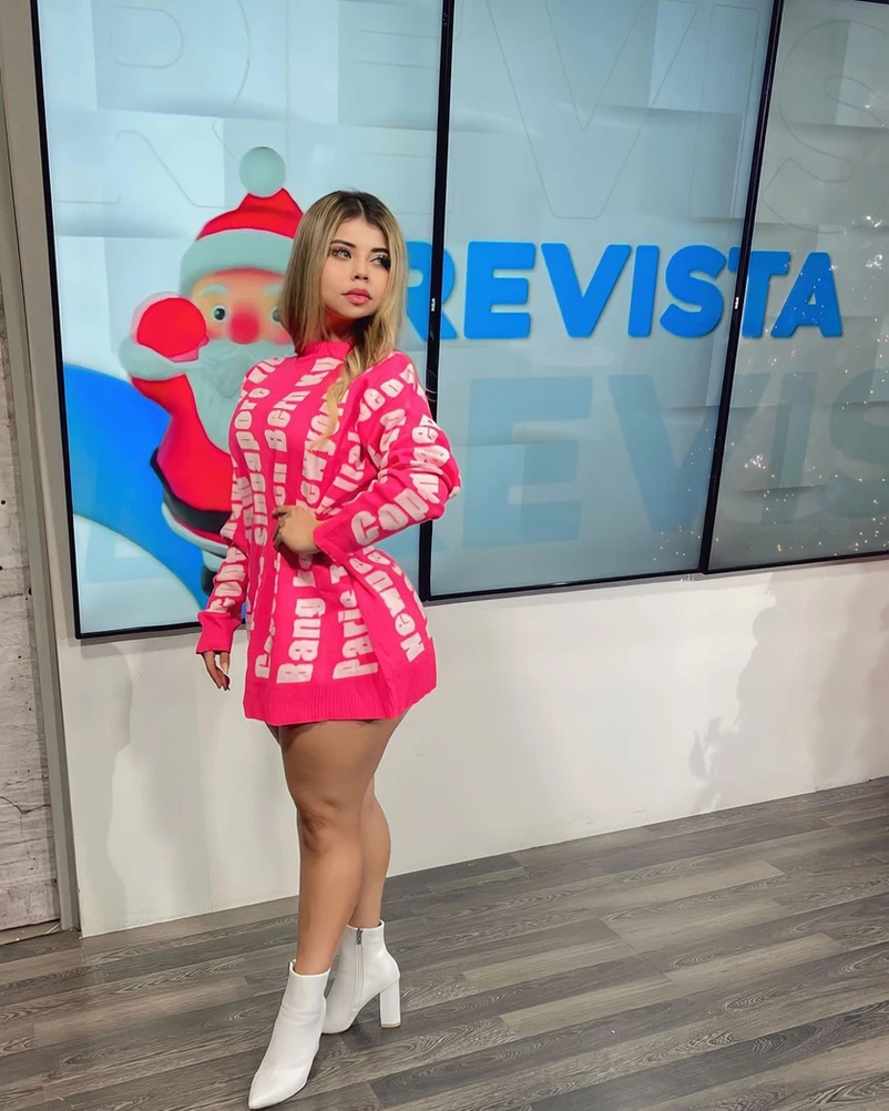 Kathy González Biography – Costa Rican Model, Miss Petite Universe & Social Media Star