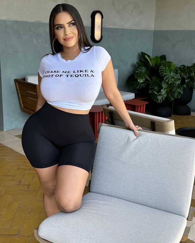 Jessenia Rebecca biography